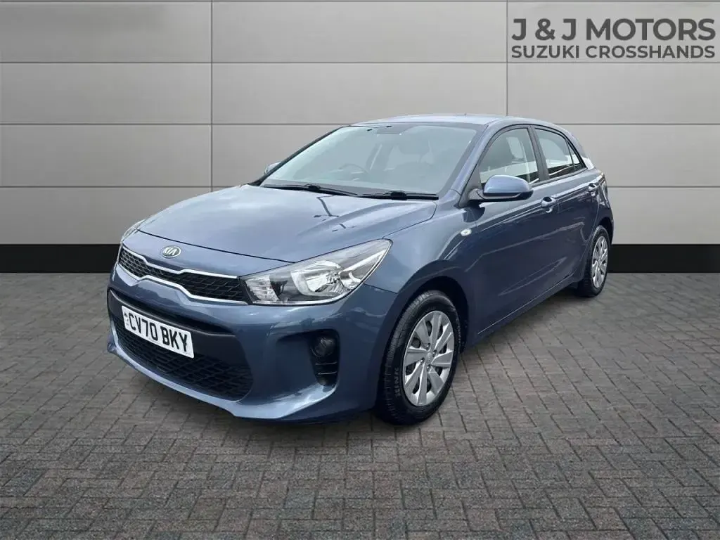 Used Kia Rio 84 HP (61 kW) 2020 Blue Hatchback