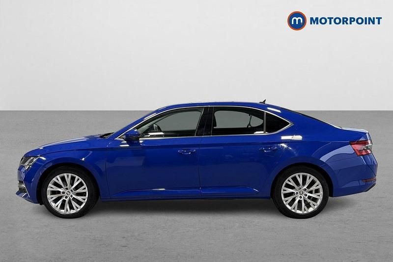 Used Skoda Superb SE L 2021 Blue Hatchback