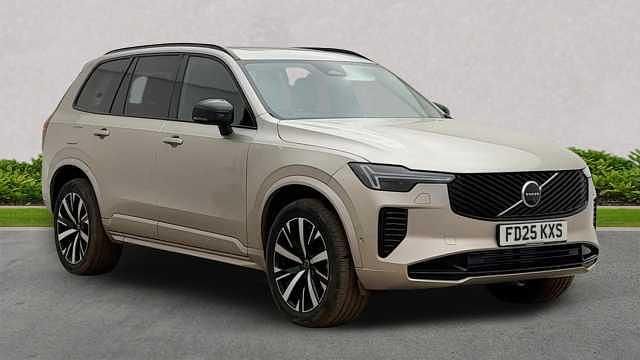 Used Volvo XC90 Plus 455 HP (334 kW) 2025 SUV