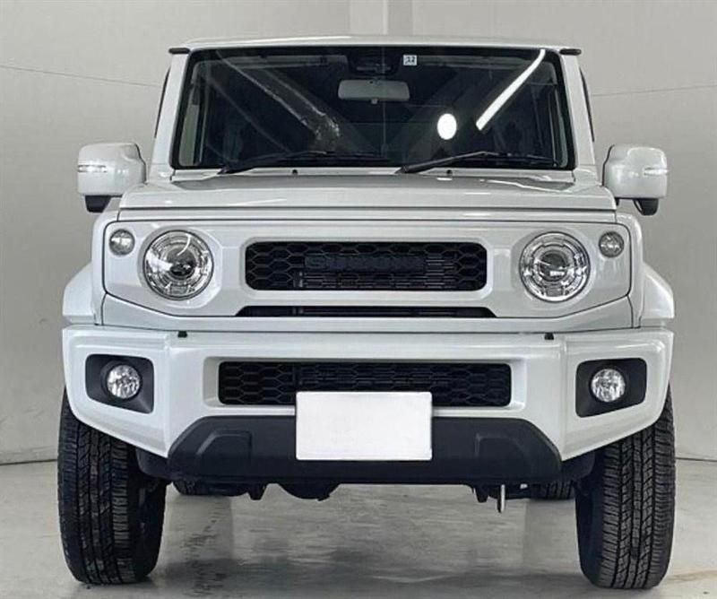 Used Suzuki Jimny SZ5 101 HP (74 kW) 2024 White SUV
