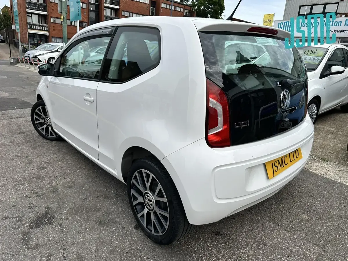 Used VW up! move up! 2014 White Hatchback