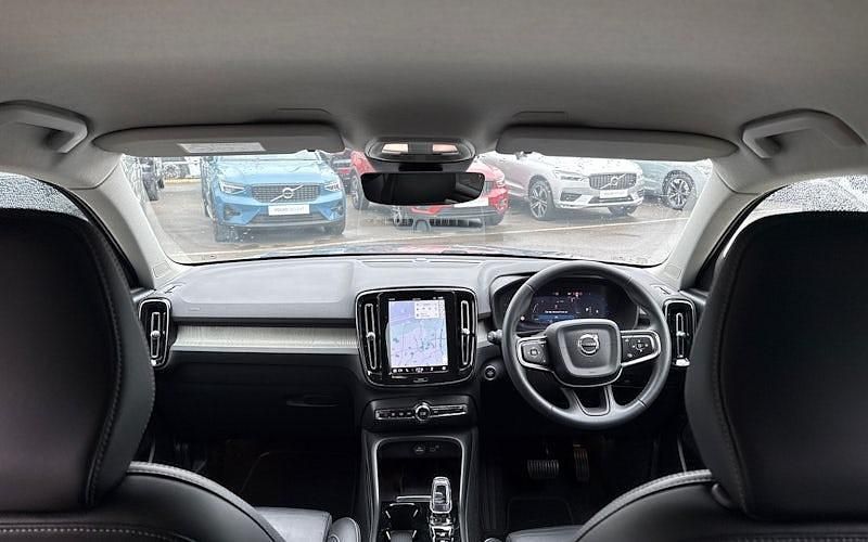 Used Volvo XC40 Plus 163 HP (119 kW) 2026 SUV