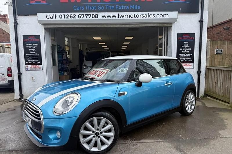 Used Mini Cooper D Hatch 116 HP (85 kW) 2016 Blue Hatchback