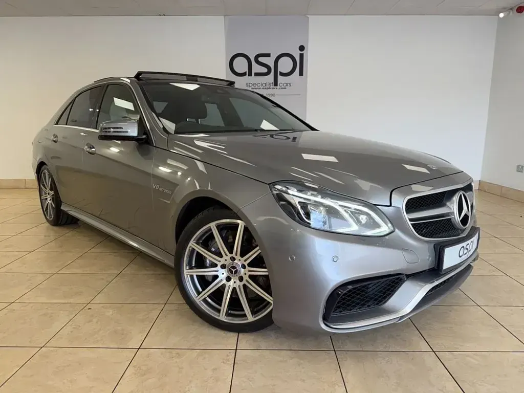 Used Mercedes E63 AMG AMG 557 HP (409 kW) 2013 Silver Sedan