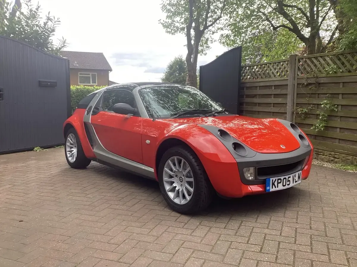 Used Smart Roadster 80 HP (58 kW) 2005 Silver Cabriolet