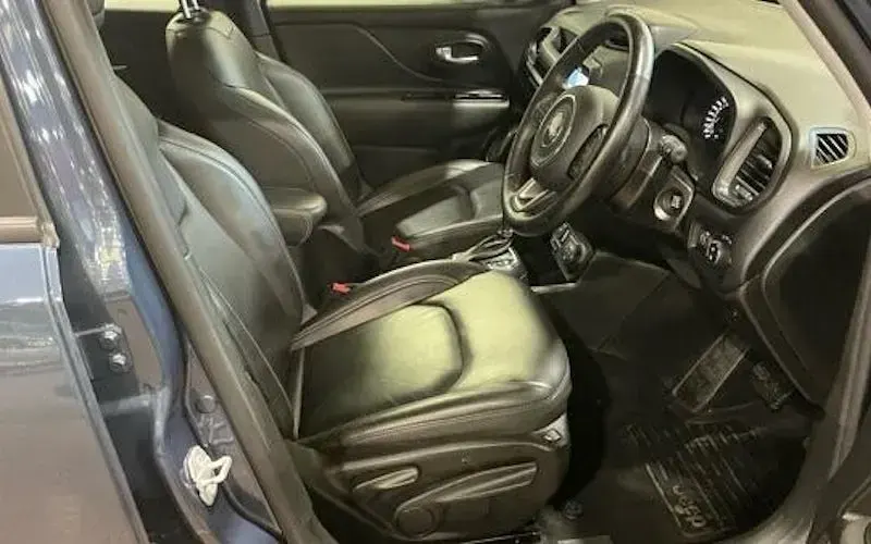 Used Jeep Renegade Limited 190 HP (139 kW) 2023 SUV