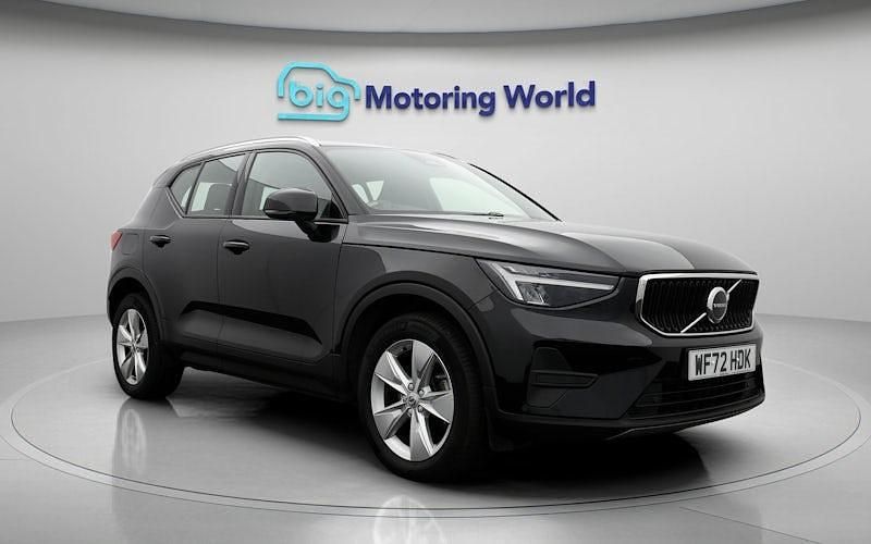 Used 2025 Volvo XC40 Core SUV | £20,300 (Super price) - Image 1/4