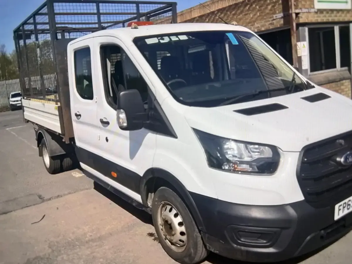 Second-hand Ford Transit 130 CP (95 kW) 2019 Alb Cabrio