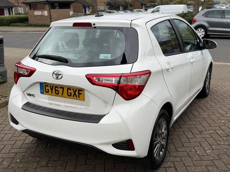 Used Toyota Yaris 2018 White Hatchback