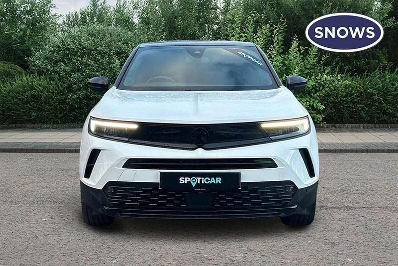 Used Vauxhall Mokka SRi 101 HP (74 kW) 2022 White SUV