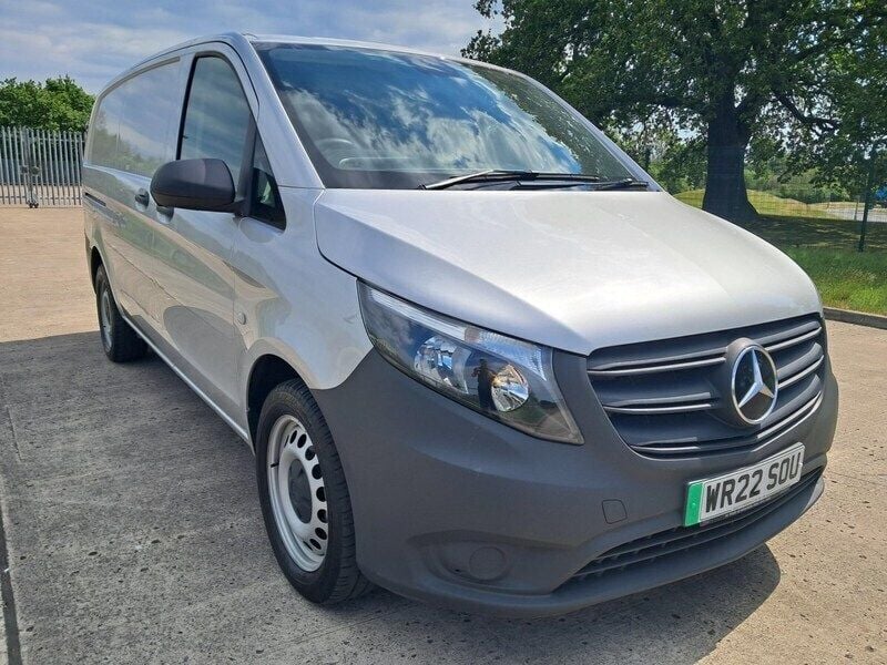 Silver Used 2022 Mercedes e-Vito Progressive MPV | £14,950 (Fair price) - Image 1/3