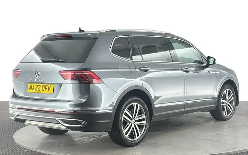 Used VW Tiguan Allspace Elegance 150 HP (110 kW) 2024 SUV