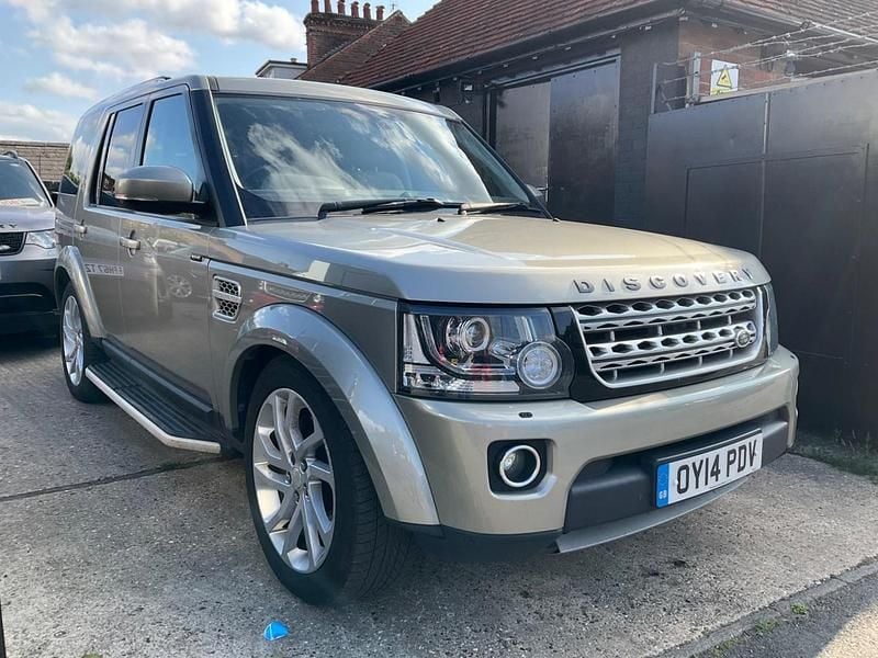Gold Used 2014 Land Rover Discovery 4 HSE SUV | £13,990 (Fair price) - Image 1/4