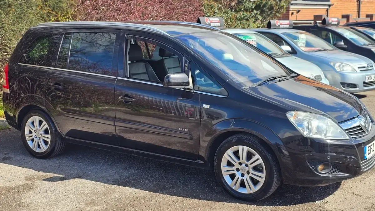 Used Vauxhall Zafira Elite 2010 Black MPV