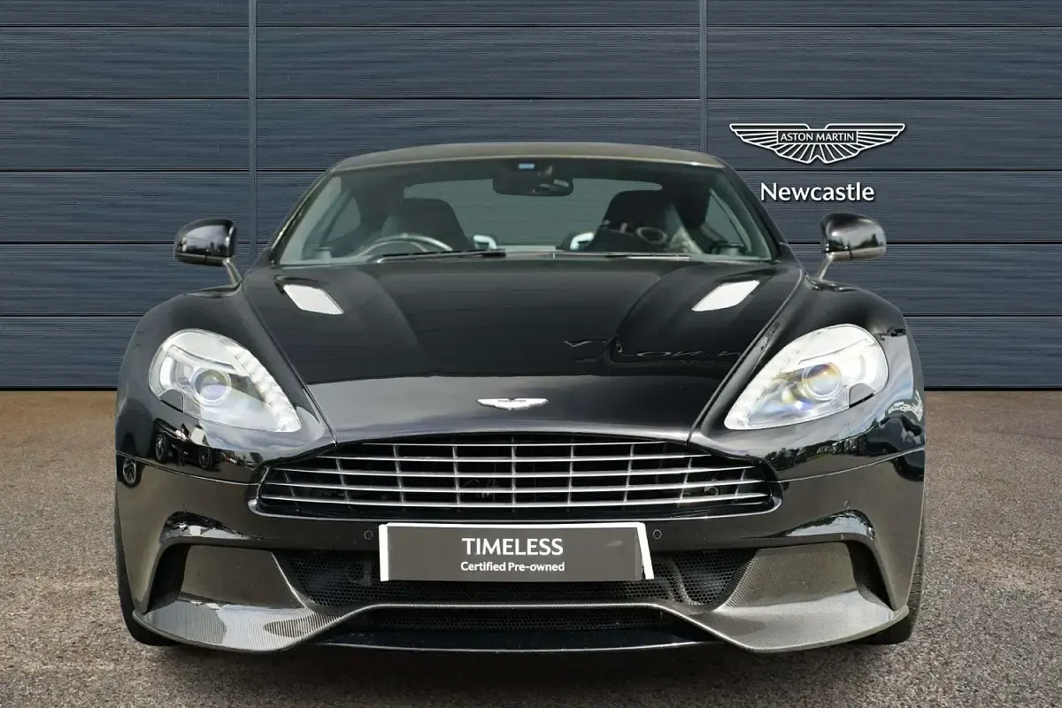 Used Aston Martin Vanquish 565 HP (415 kW) 2014 Black Coupe