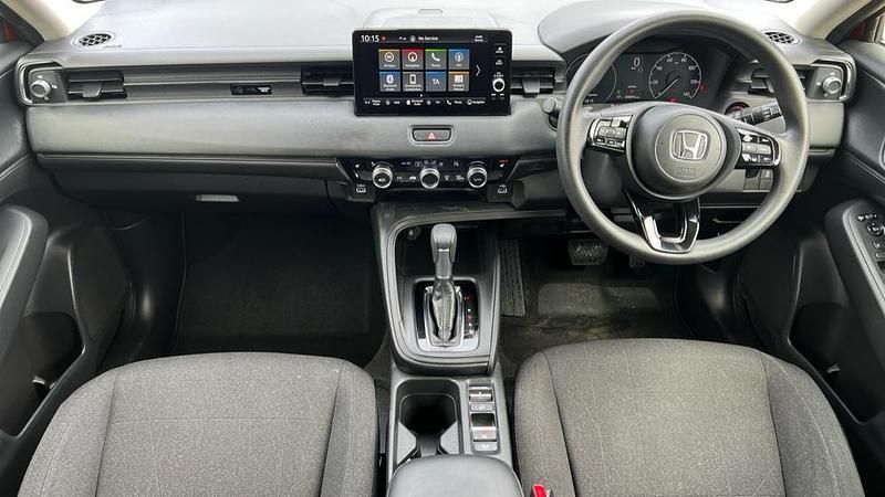 Used Honda HR-V Elegance 131 HP (96 kW) 2022 Red SUV