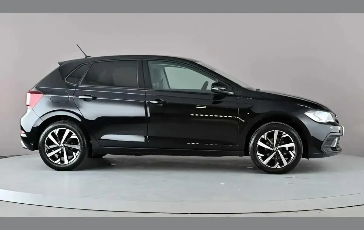 New VW Polo Match 94 HP (69 kW) 2026 Black Hatchback