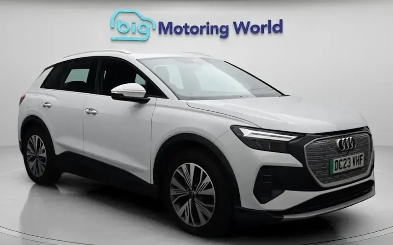 Used Audi Q4 e-tron Sport 125 kW (170 HP) 2022 SUV