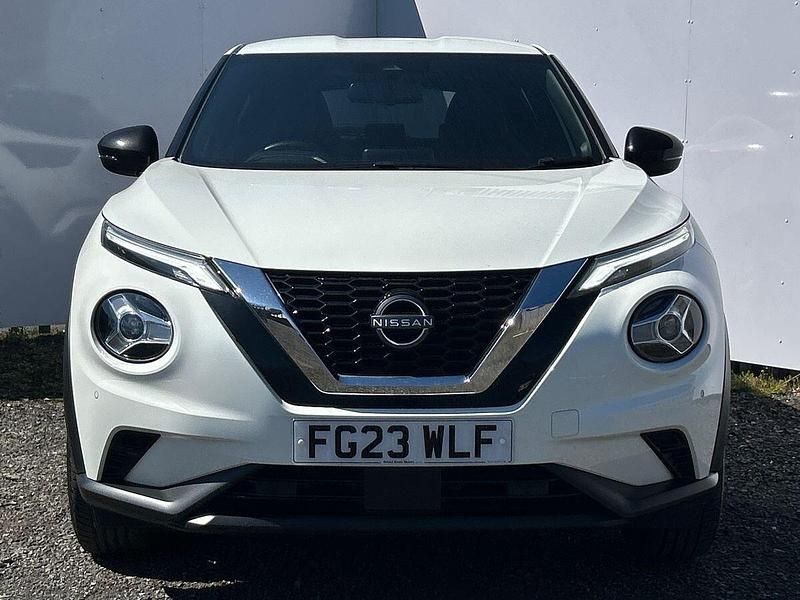 Usado Nissan Juke N-Connecta 114 HP (83 kW) 2023 Branco SUV