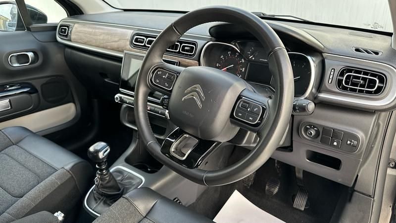 Used Citroën C3 PureTech 110 HP (80 kW) 2023 Grey Hatchback
