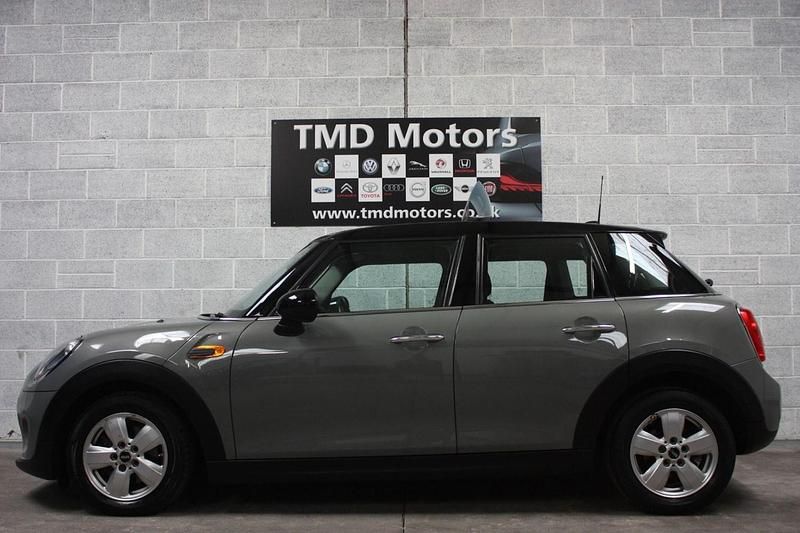 Used Mini Cooper D Hatch 2018 Grey Hatchback