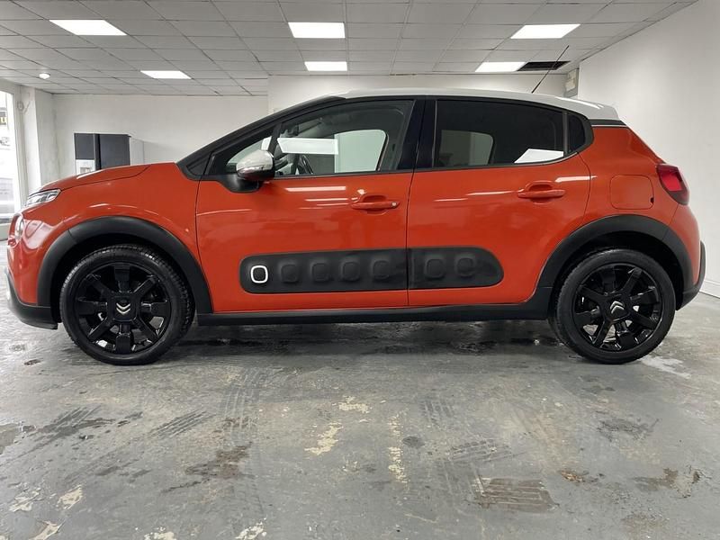 Used Citroën C3 Flair 110 HP (80 kW) 2017 Orange Hatchback