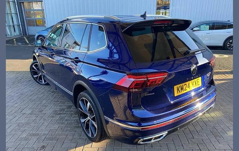 Used VW Tiguan Allspace R-line 150 HP (110 kW) 2024 Blue SUV
