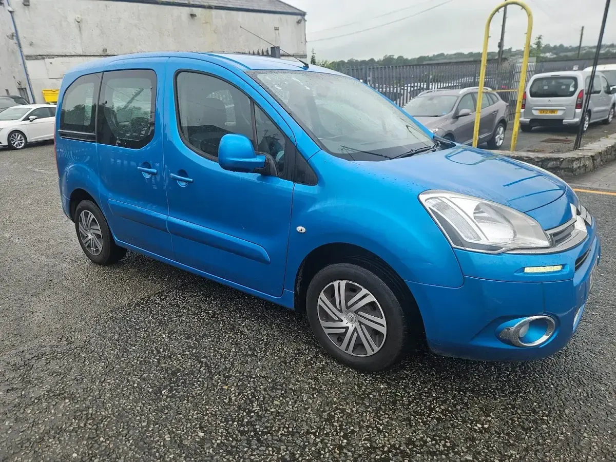 Used Citroën Berlingo VTR Sport 90 HP (66 kW) 2013 Blue MPV