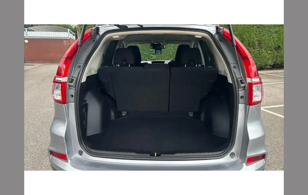 Used Honda CR-V SE Plus 158 HP (116 kW) 2017 Silver SUV