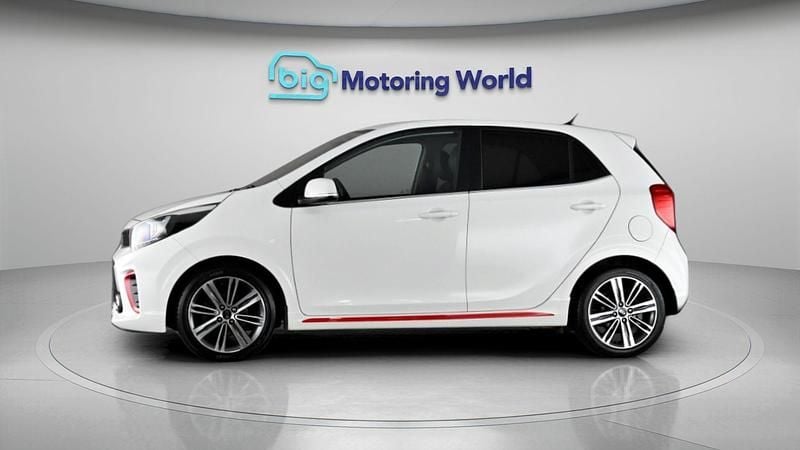Used Kia Picanto GT-Line 67 HP (49 kW) 2017 White Hatchback
