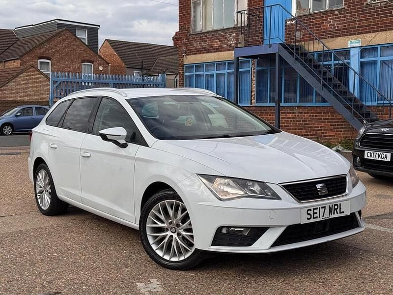 White Used 2017 Seat Leon SE Dynamic Estate | £6,890 (Fair price) - Image 1/4