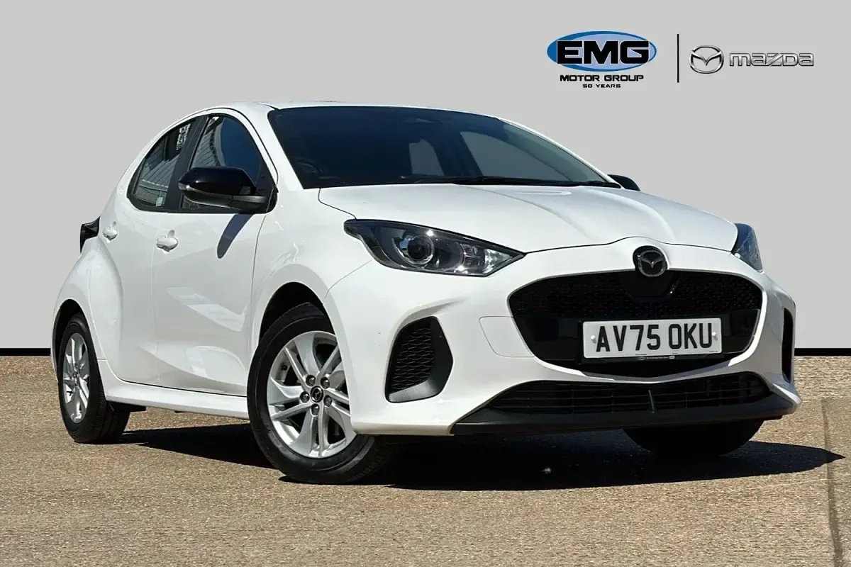 Begagnad Mazda 2 Center-Line 116 HK (85 kW) 2025 Vit Halvkombi