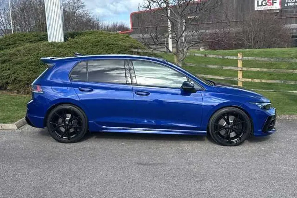 Used VW Golf VIII Black Edition 333 HP (244 kW) 2025 Blue Hatchback