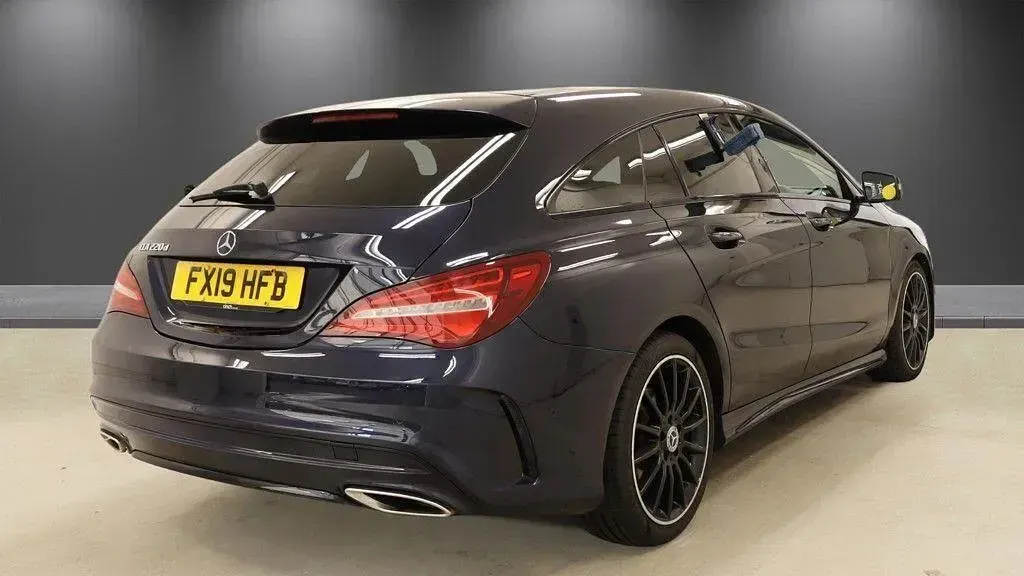 Used Mercedes CLA220 Shooting Brake AMG line 170 HP (125 kW) 2019 Blue Estate