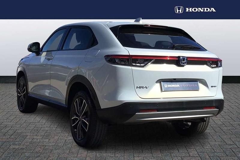 Used Honda HR-V Elegance 131 HP (96 kW) 2023 White SUV