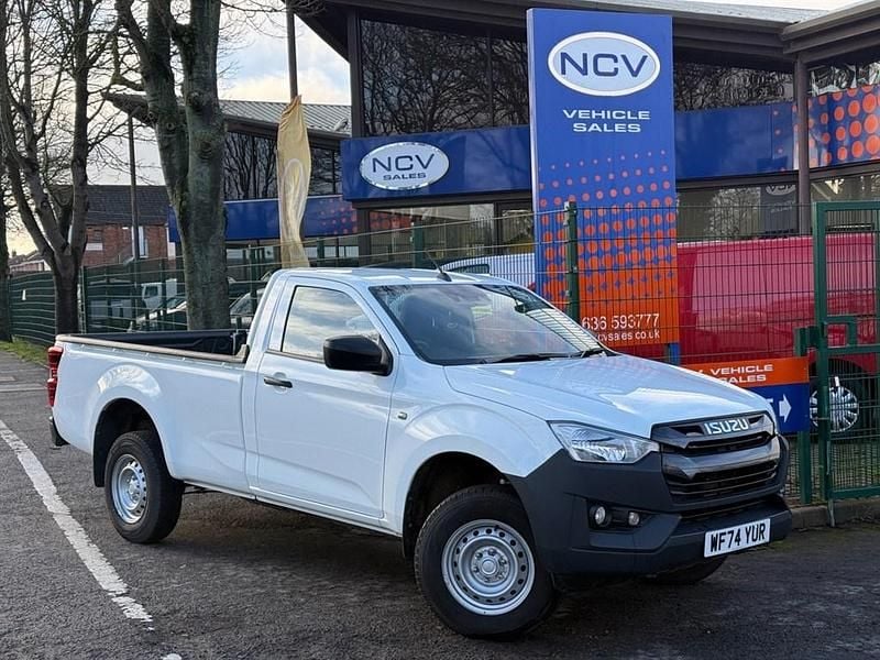 White Used 2024 Isuzu D-Max Pickup | £23,990 (Super price) - Image 1/3