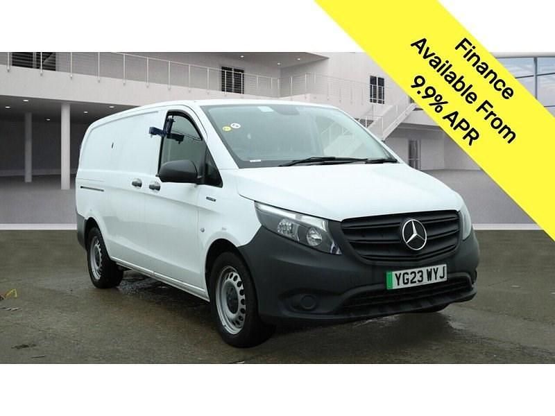 White Used 2023 Mercedes e-Vito Progressive MPV | £13,200 (Super price) - Image 1/3
