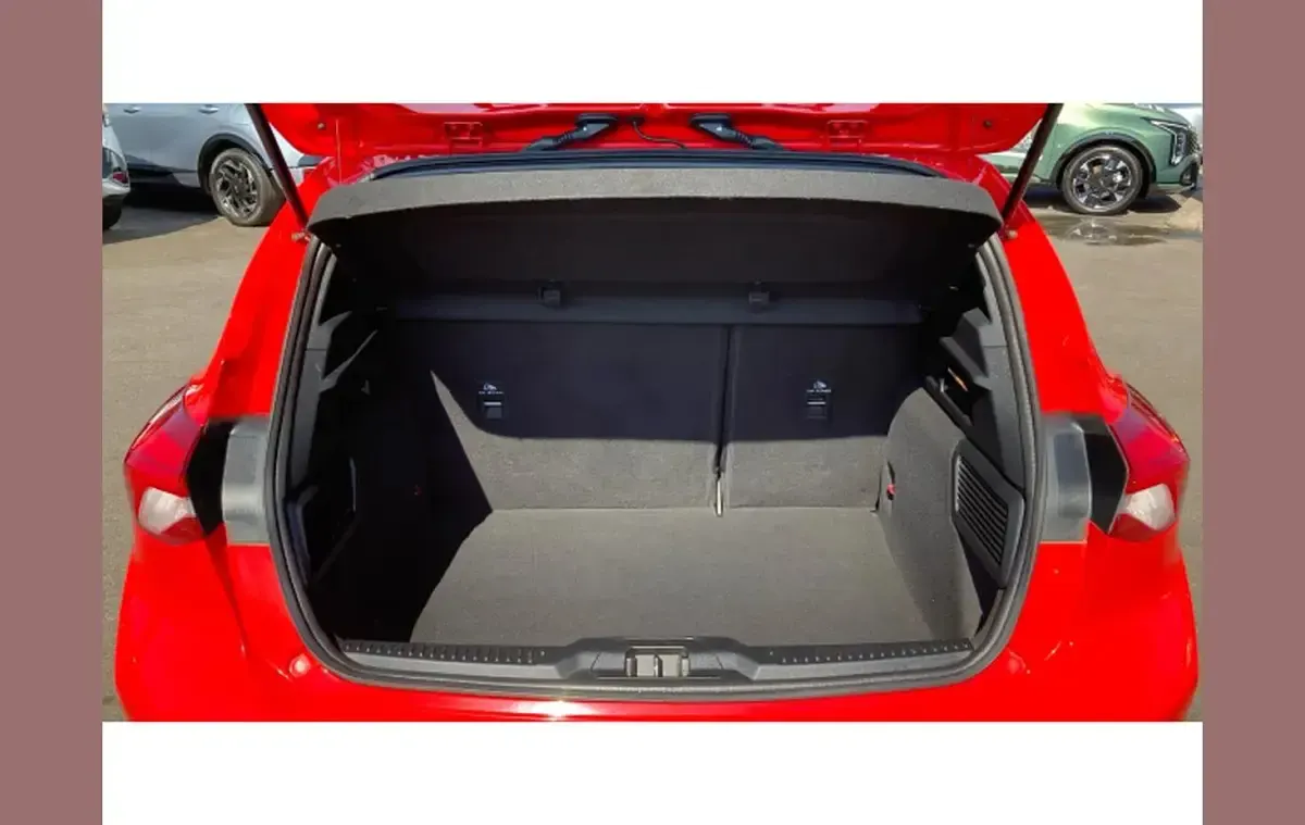 Used Ford Focus ST-Line X 120 HP (88 kW) 2021 Red Hatchback