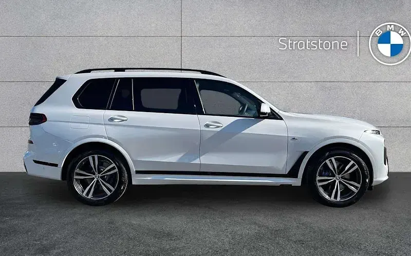 Used BMW X7 M Sport 352 HP (258 kW) 2026 White SUV