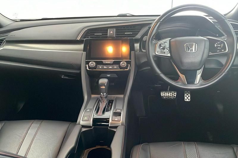 Begagnad Honda Civic Sport 126 HK (92 kW) 2019 Blå Halvkombi