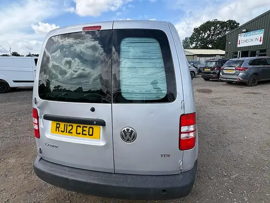 Used VW Caddy 102 HP (75 kW) 2012 Silver MPV