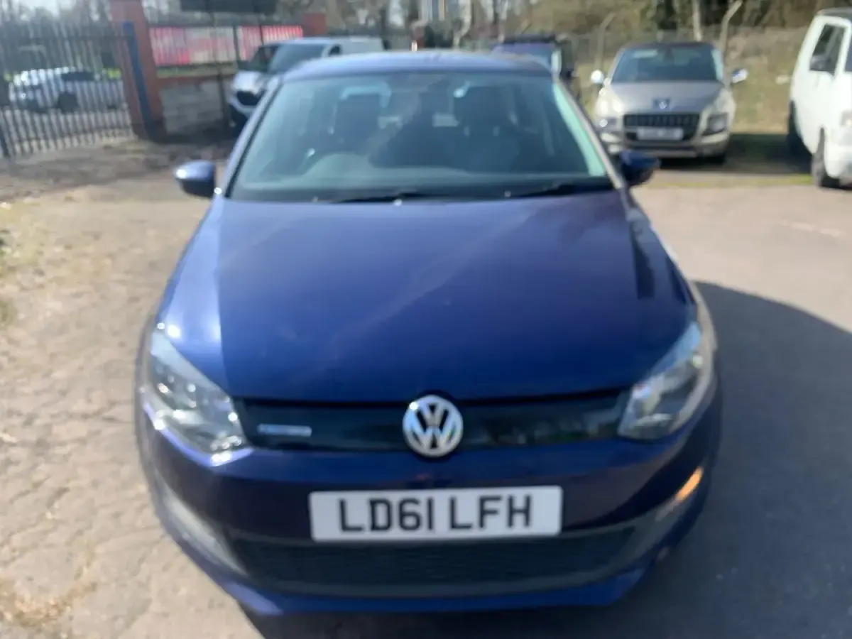 Used VW Polo 75 HP (55 kW) 2011 Blue Hatchback