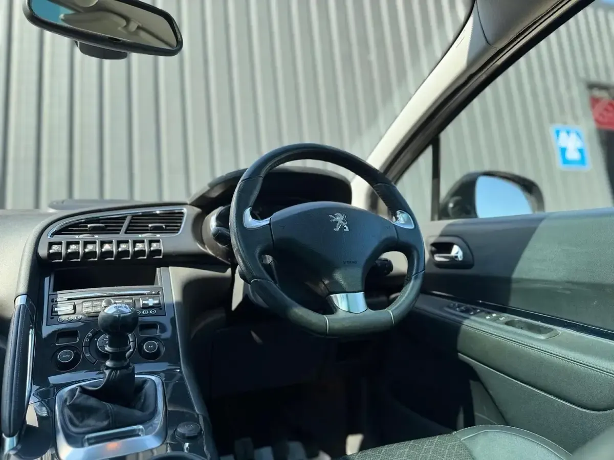 Used Peugeot 3008 Allure 2015 Grey Estate