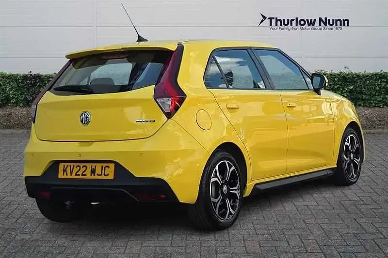 Used MG MG3 Exclusive 106 HP (77 kW) 2022 Yellow Hatchback
