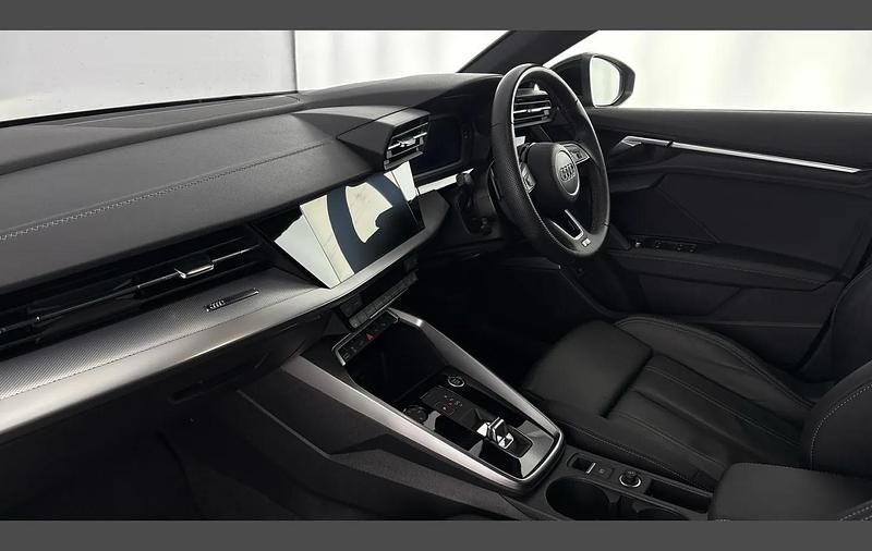 Used Audi A3 e-tron S-Line 200 HP (147 kW) 2024 Black Hatchback