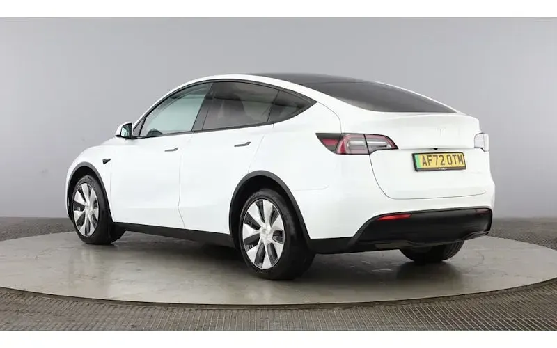 Used Tesla Model Y Long Range AWD 286 kW (389 HP) 2025 SUV