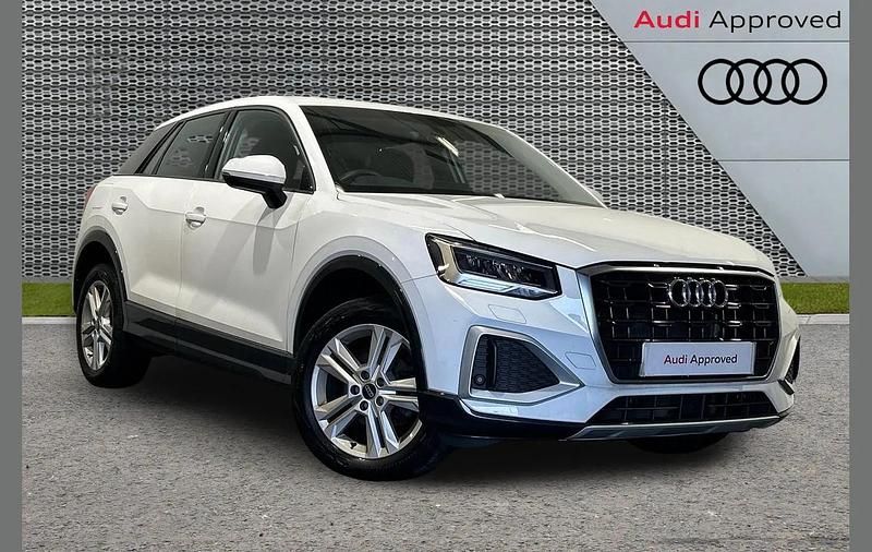 Used Audi Q2 Sport 108 HP (79 kW) 2023 White SUV