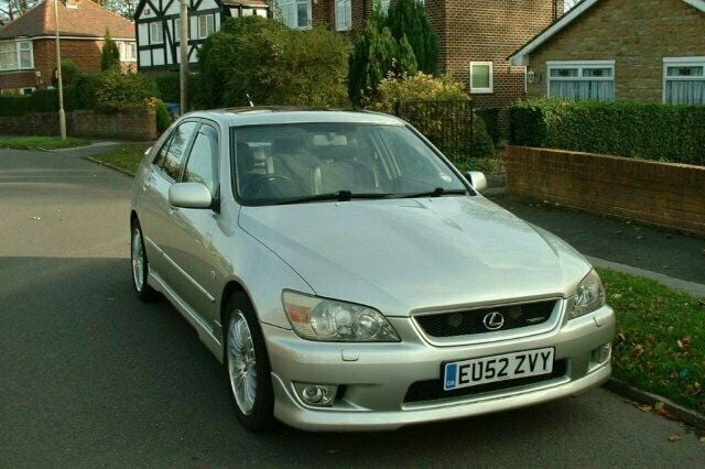 Used 2003 Lexus IS200 Sedan | £2,310 (A bit pricey) - Image 1/4