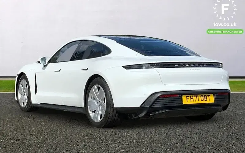 Used Porsche Taycan 350 kW (476 HP) 2023 Sedan