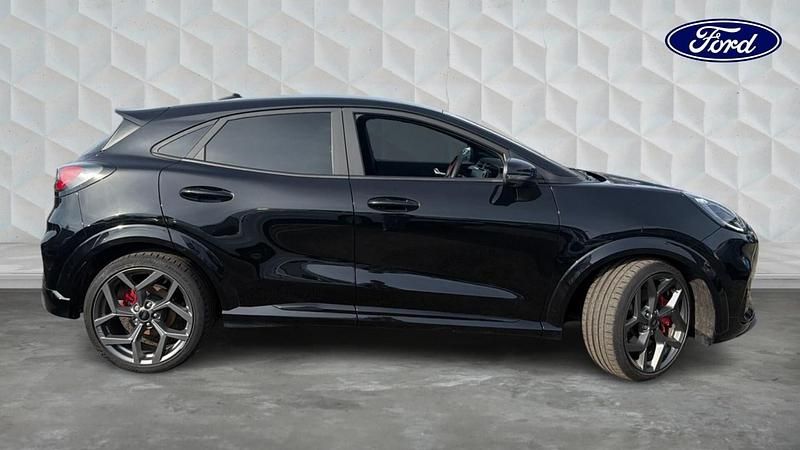 Usado Ford Puma ST 168 HP (123 kW) 2025 Preto SUV